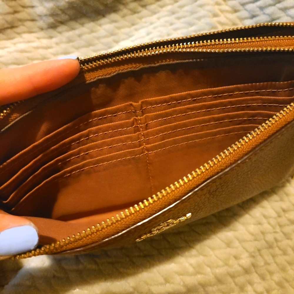 COACH Pebble Leather Wallet - Picture 3 of 4